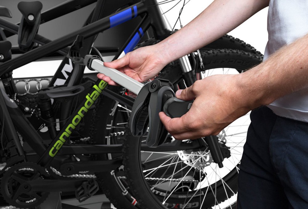 PORTE-VÉLO SUR BOULE D'ATTELAGE THULE VELOSPACE XT 3 939000 - 3 VÉLOS – Image 8