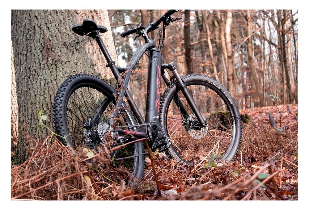 VTT semi rigide électrique 27.5" Adore Xpose Rouge-noir 250 Watt Li-Ion 36V/14 Ah/504 Wh 9 vitesses – Image 5